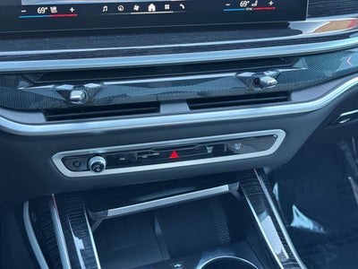 2027 BMW X7 xDrive40i