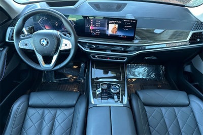 2023 BMW X7 xDrive40i