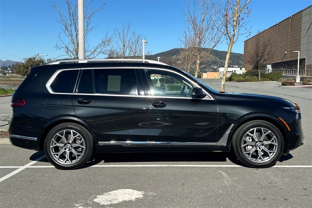 2023 BMW X7 xDrive40i