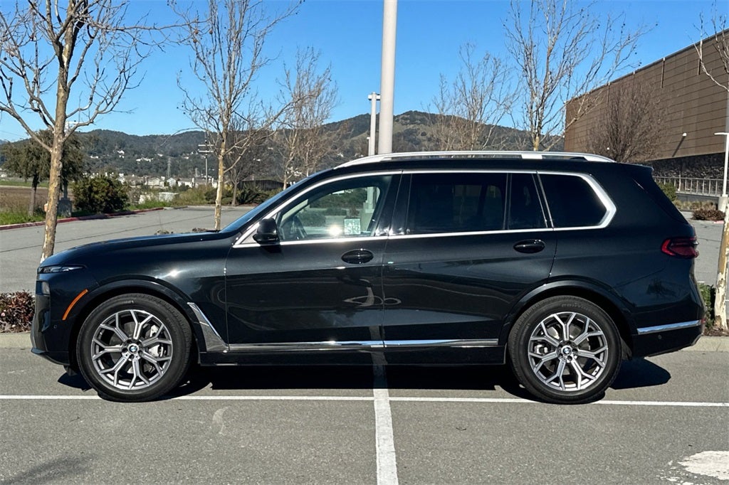 2023 BMW X7 xDrive40i