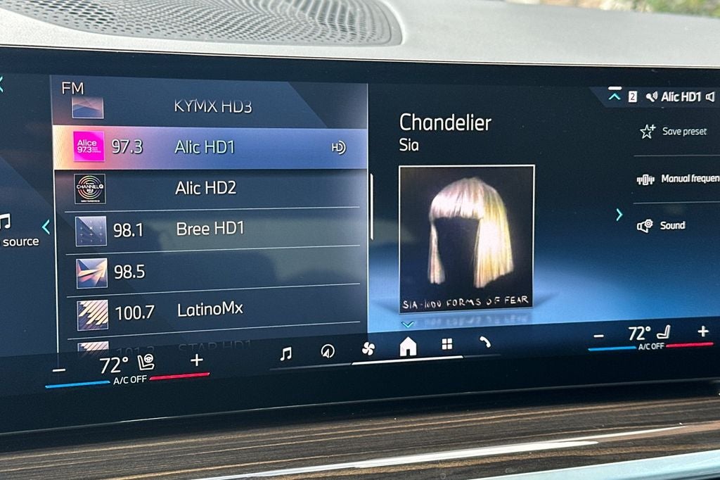 2025 BMW X7 xDrive40i