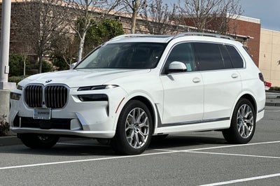 2025 BMW X7 xDrive40i