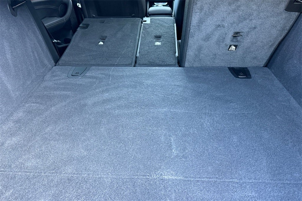 2025 BMW X4 xDrive30i