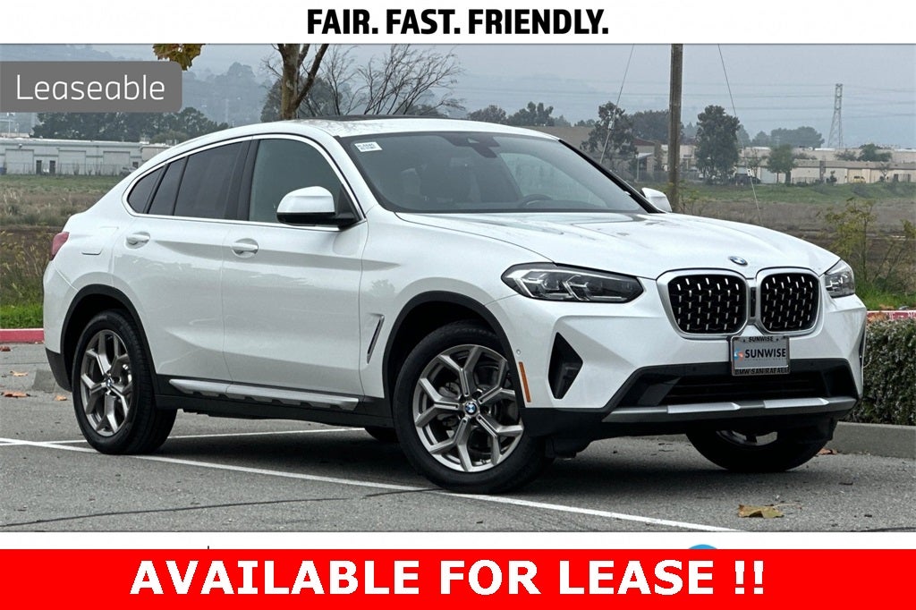 2025 BMW X4 xDrive30i