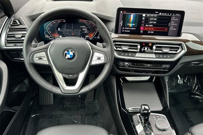 2025 BMW X4 xDrive30i