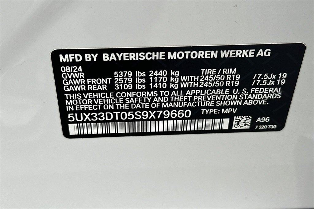 2025 BMW X4 xDrive30i