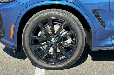 2025 BMW X4 xDrive30i