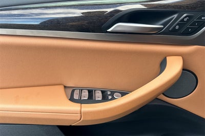 2025 BMW X4 xDrive30i