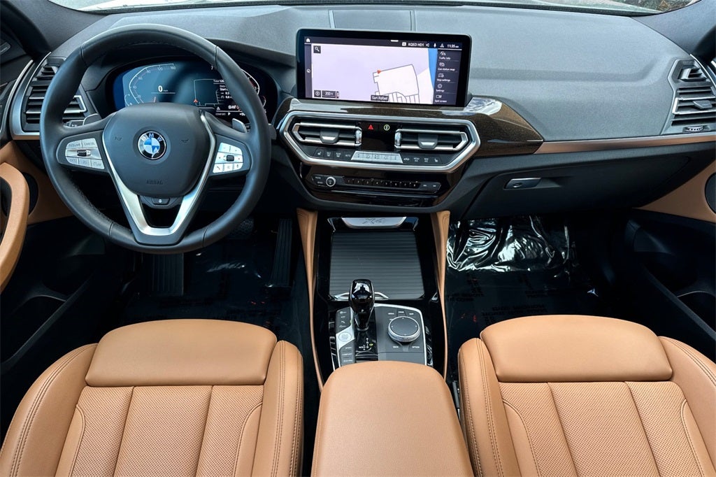2025 BMW X4 xDrive30i