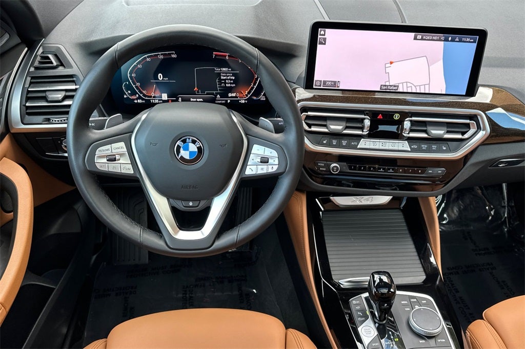 2025 BMW X4 xDrive30i