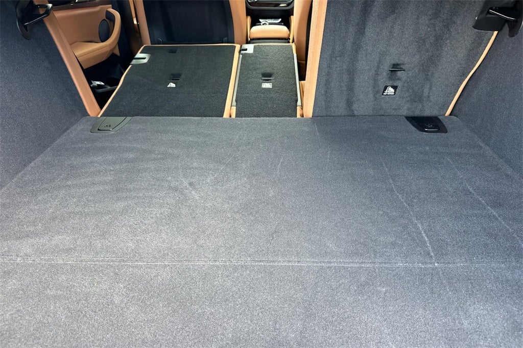 2025 BMW X4 xDrive30i