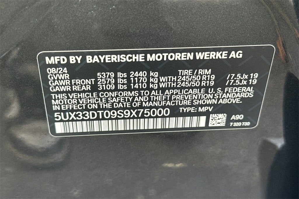 2025 BMW X4 xDrive30i