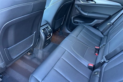 2025 BMW X4 xDrive30i