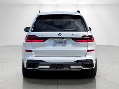 2027 BMW X7 M60i