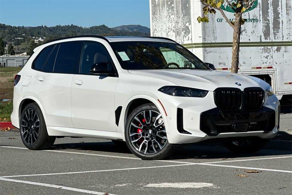 2026 BMW X5 M60i