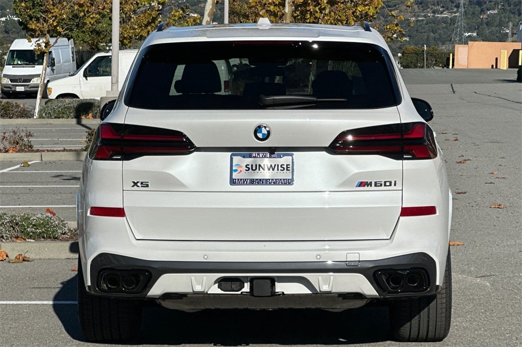 2026 BMW X5 M60i