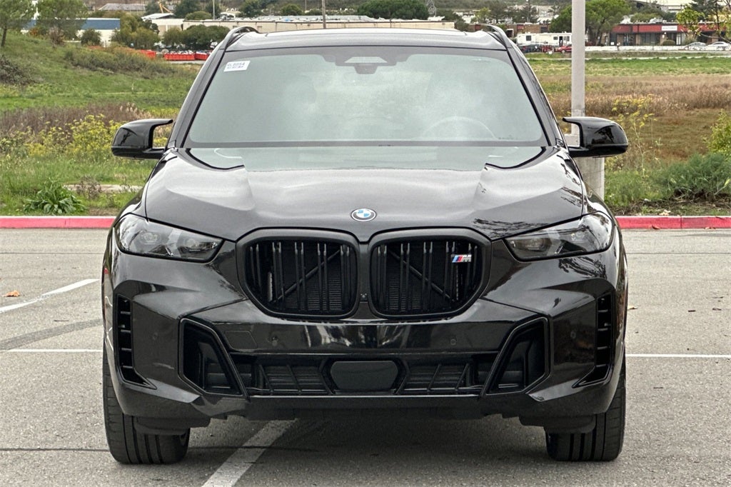 2025 BMW X5 M60i