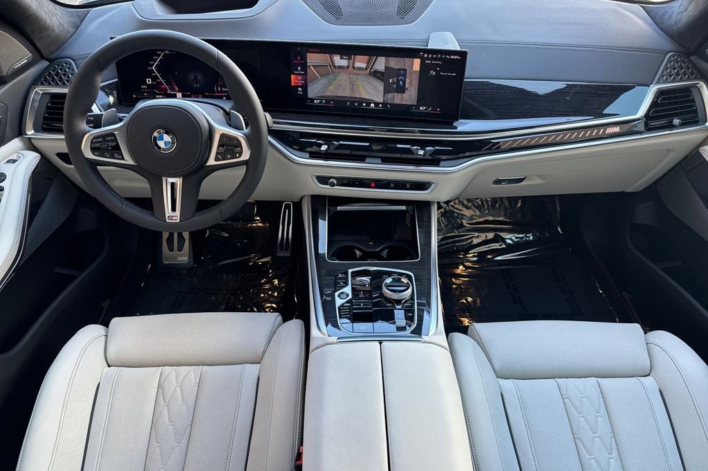 2026 BMW X5 M60i