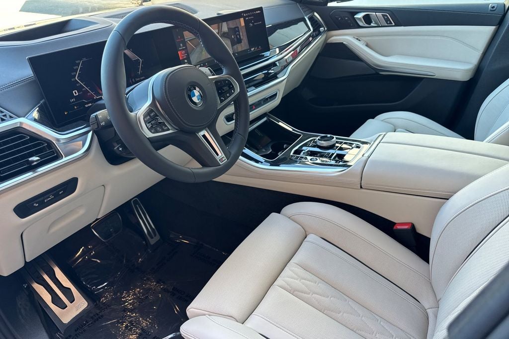 2026 BMW X5 M60i