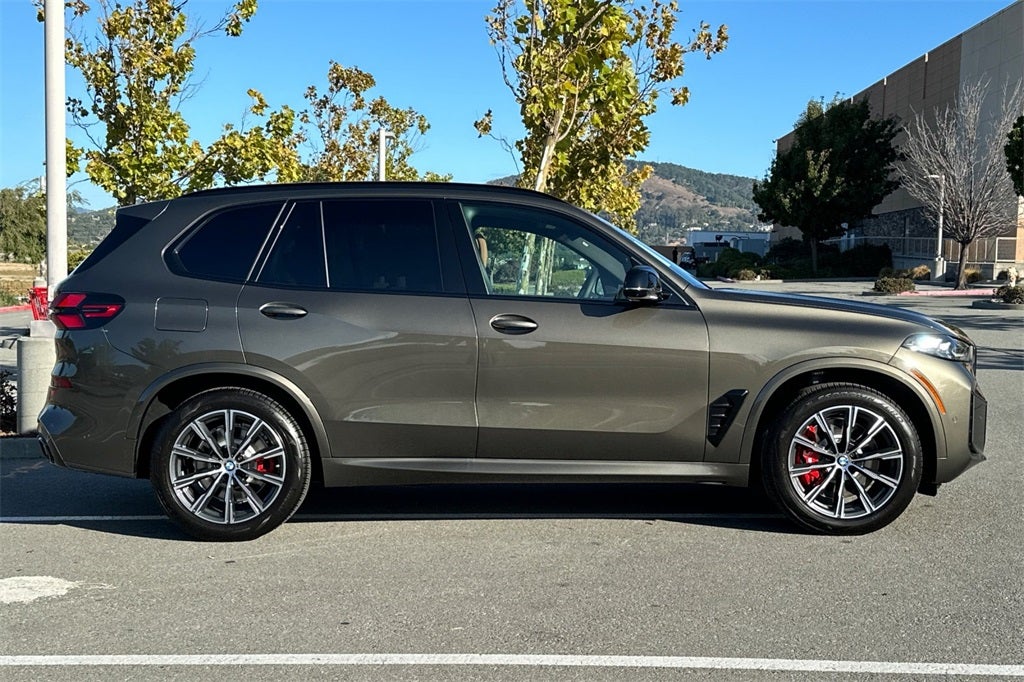 2026 BMW X5 M60i