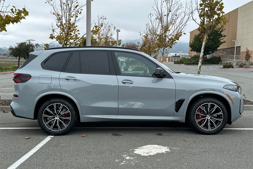 2026 BMW X5 M60i