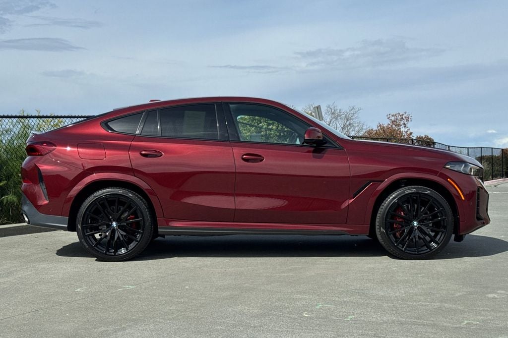 2024 BMW X6 xDrive40i