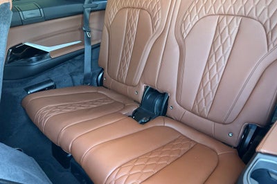 2026 BMW X7 ALPINA XB7