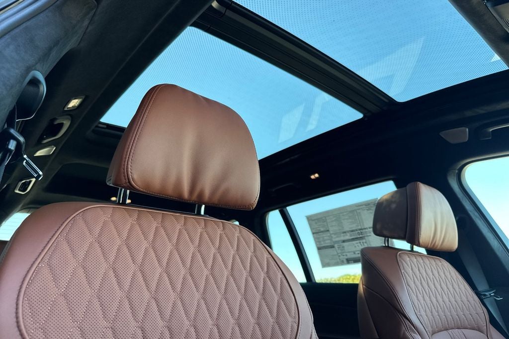 2026 BMW X7 ALPINA XB7