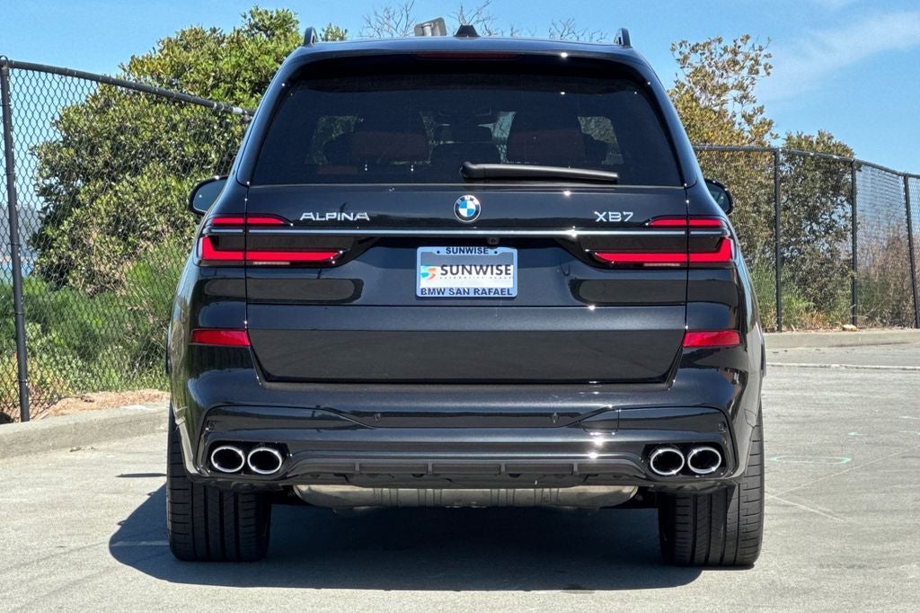 2026 BMW X7 ALPINA XB7