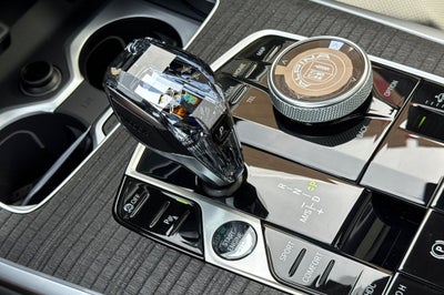 2026 BMW X7 ALPINA XB7