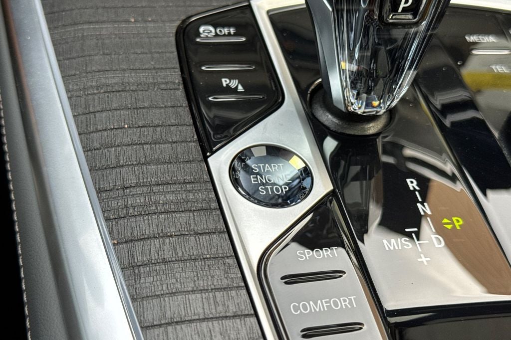 2026 BMW X7 ALPINA XB7