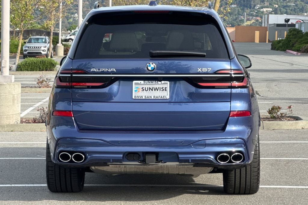 2026 BMW X7 ALPINA XB7
