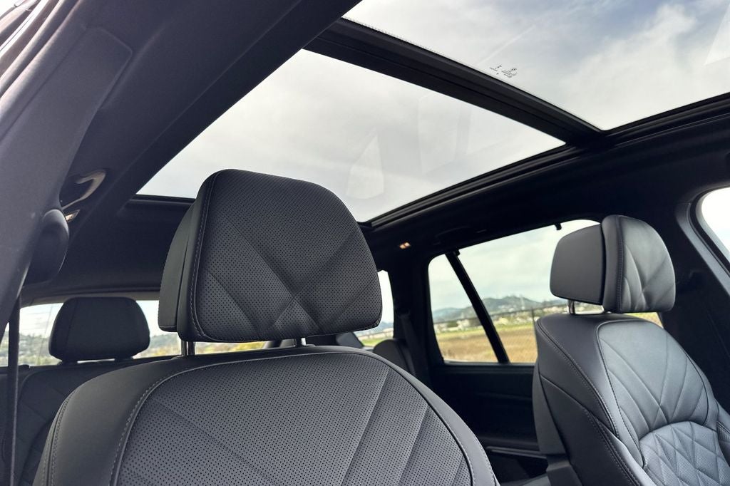 2025 BMW X5 xDrive50e