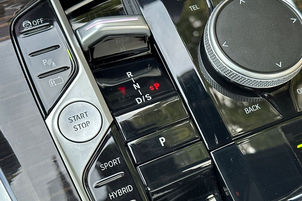 2025 BMW X5 xDrive50e