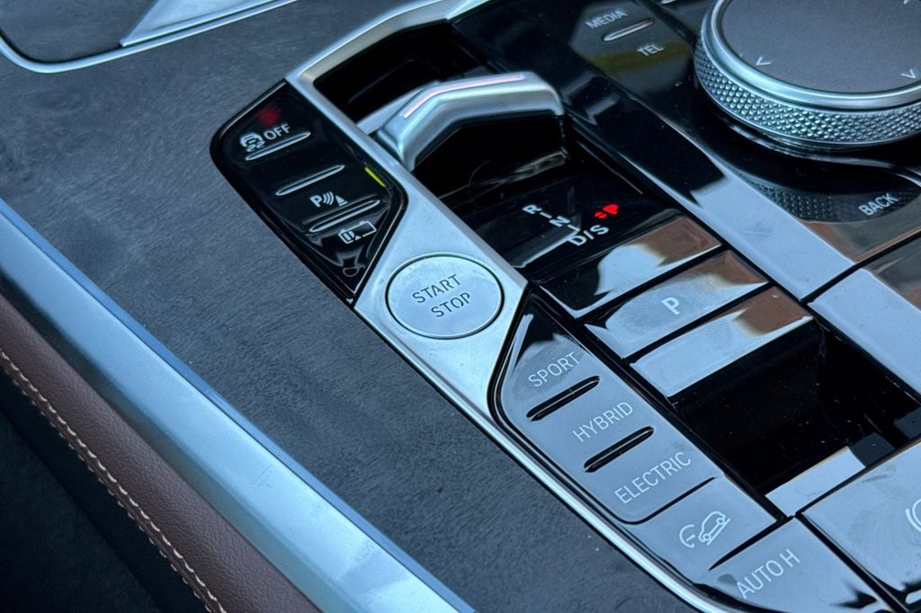 2026 BMW X5 xDrive50e