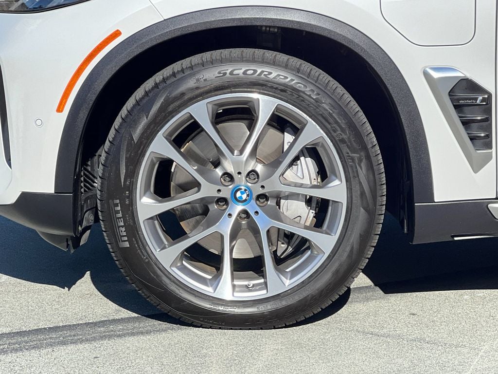 2024 BMW X5 xDrive50e
