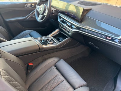 2027 BMW X6 M60i