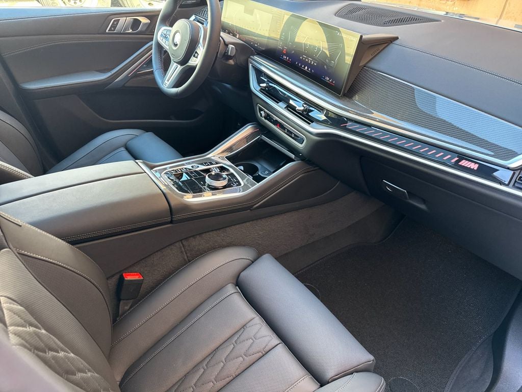 2027 BMW X6 M60i