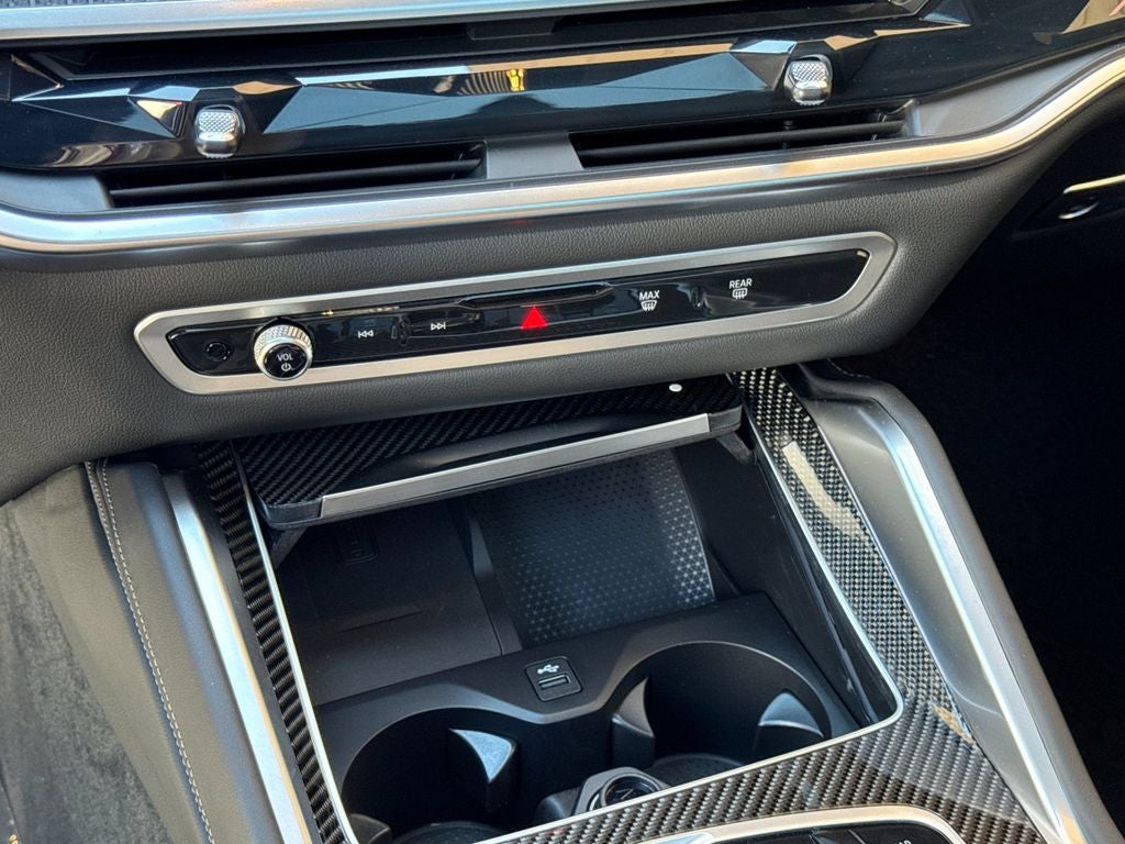 2027 BMW X6 M60i