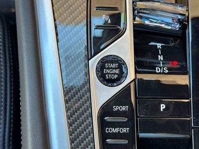 2027 BMW X6 M60i