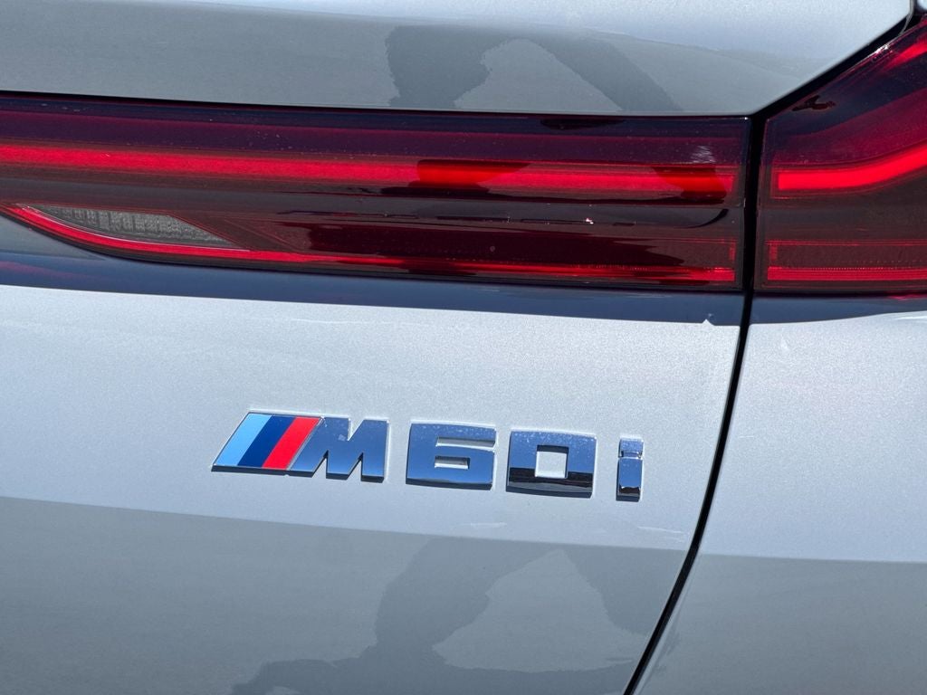 2027 BMW X6 M60i