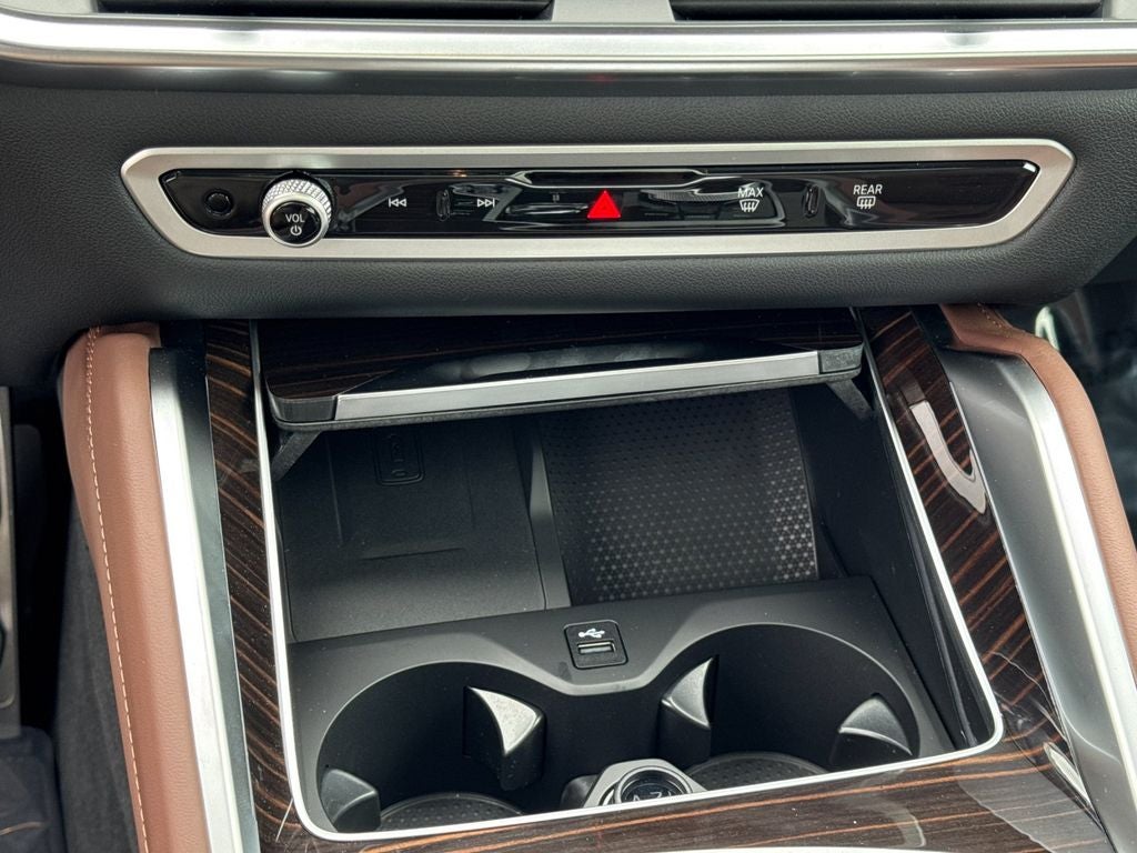 2027 BMW X6 M60i