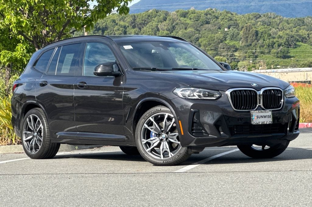 2023 BMW X3 M40i