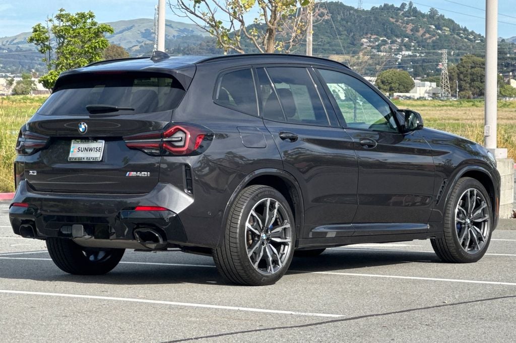 2023 BMW X3 M40i