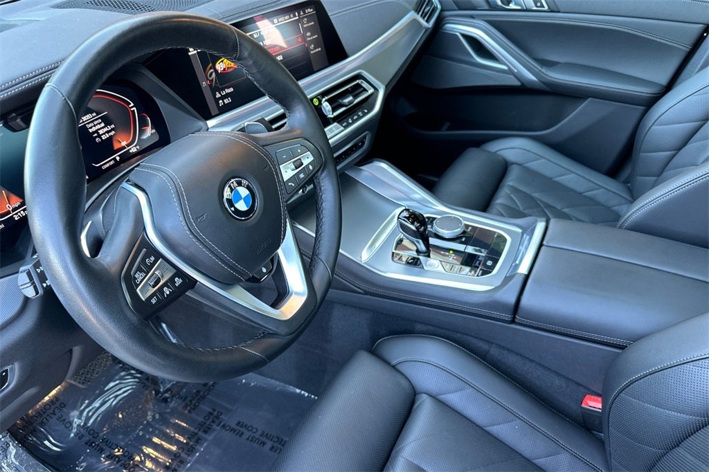 2023 BMW X6 xDrive40i