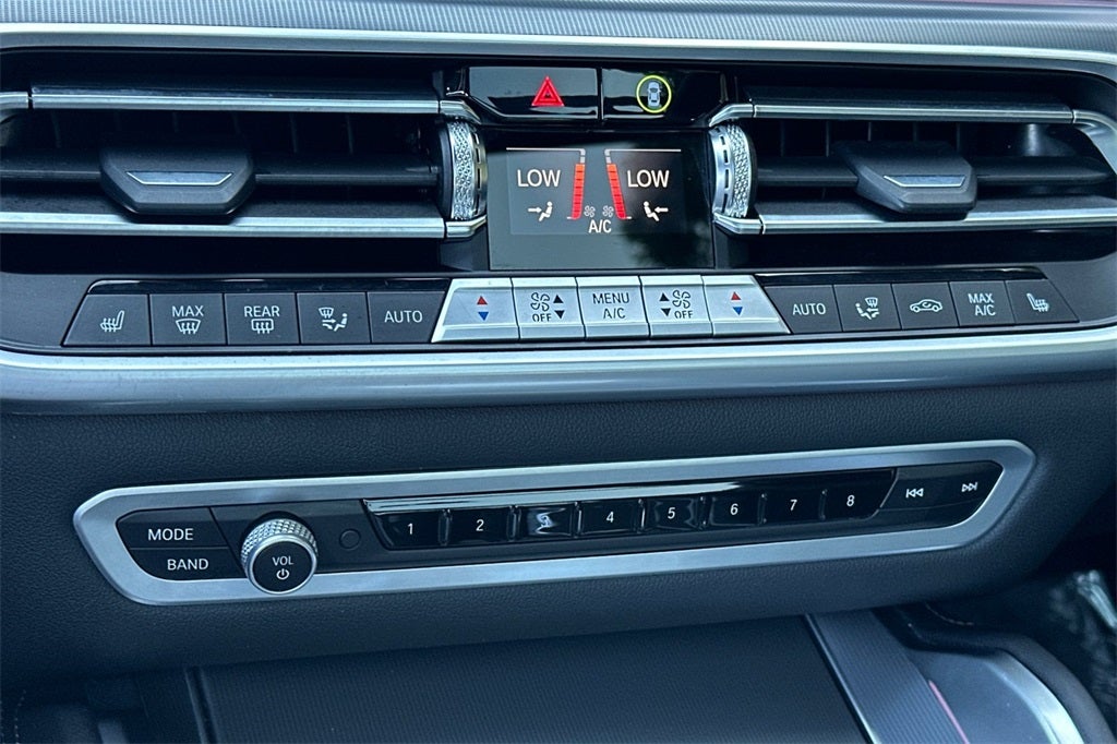 2023 BMW X6 xDrive40i