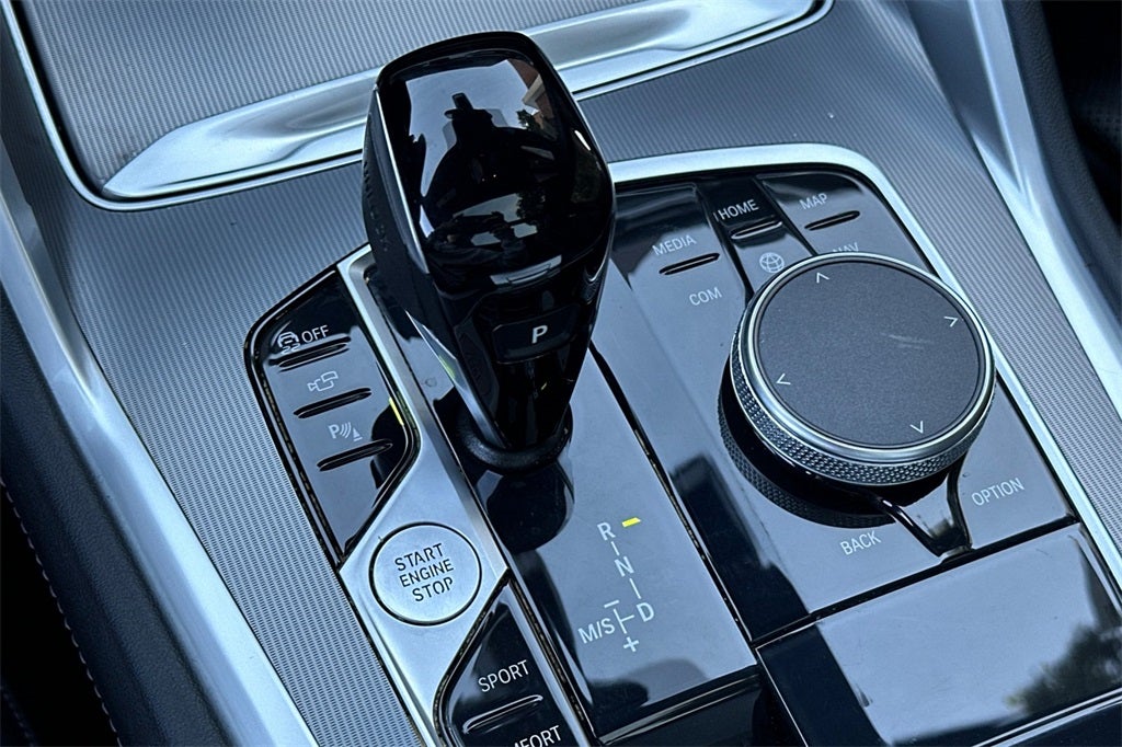 2023 BMW X6 xDrive40i