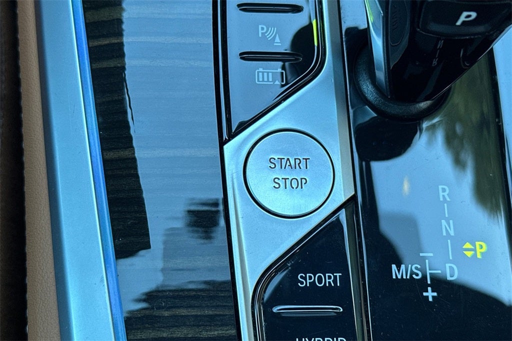 2023 BMW X5 xDrive45e