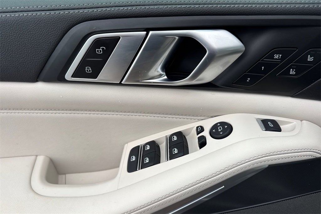 2023 BMW X5 xDrive45e