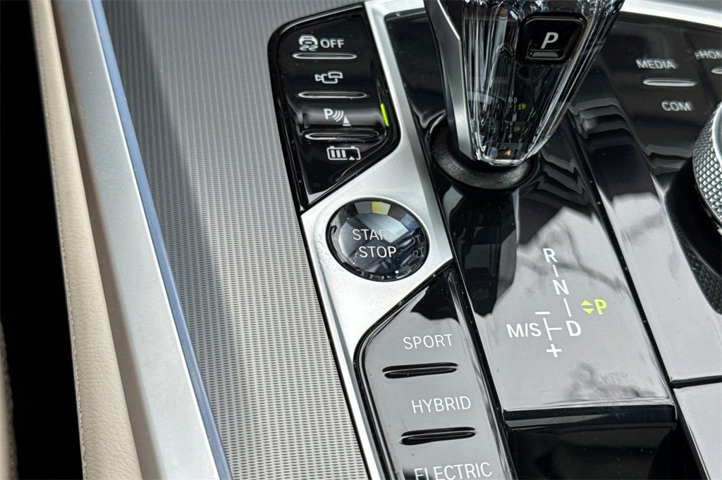 2023 BMW X5 xDrive45e